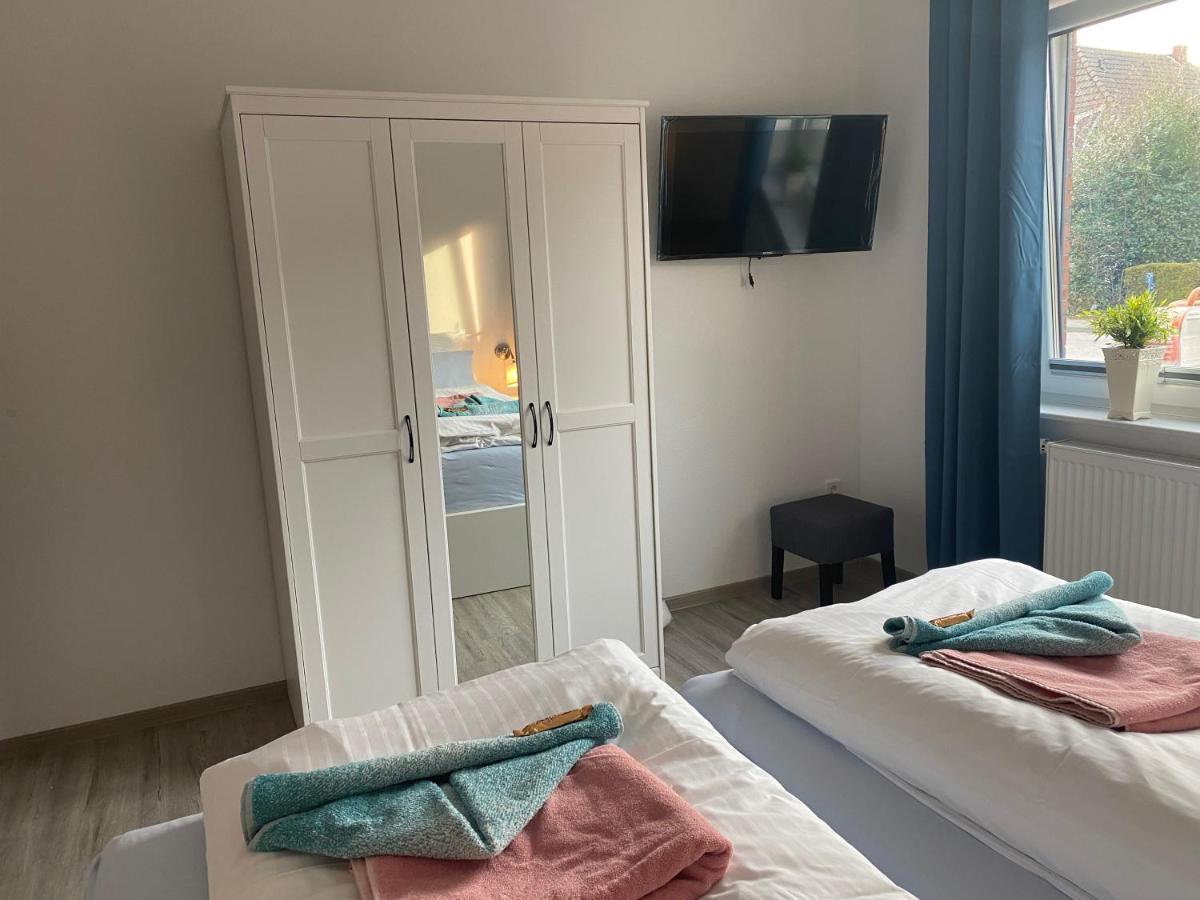 Haus Pirola Esens Apartment Екстериор снимка