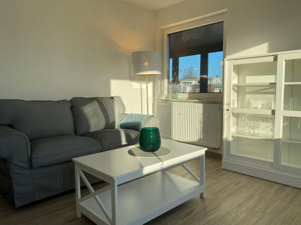 Haus Pirola Esens Apartment Екстериор снимка