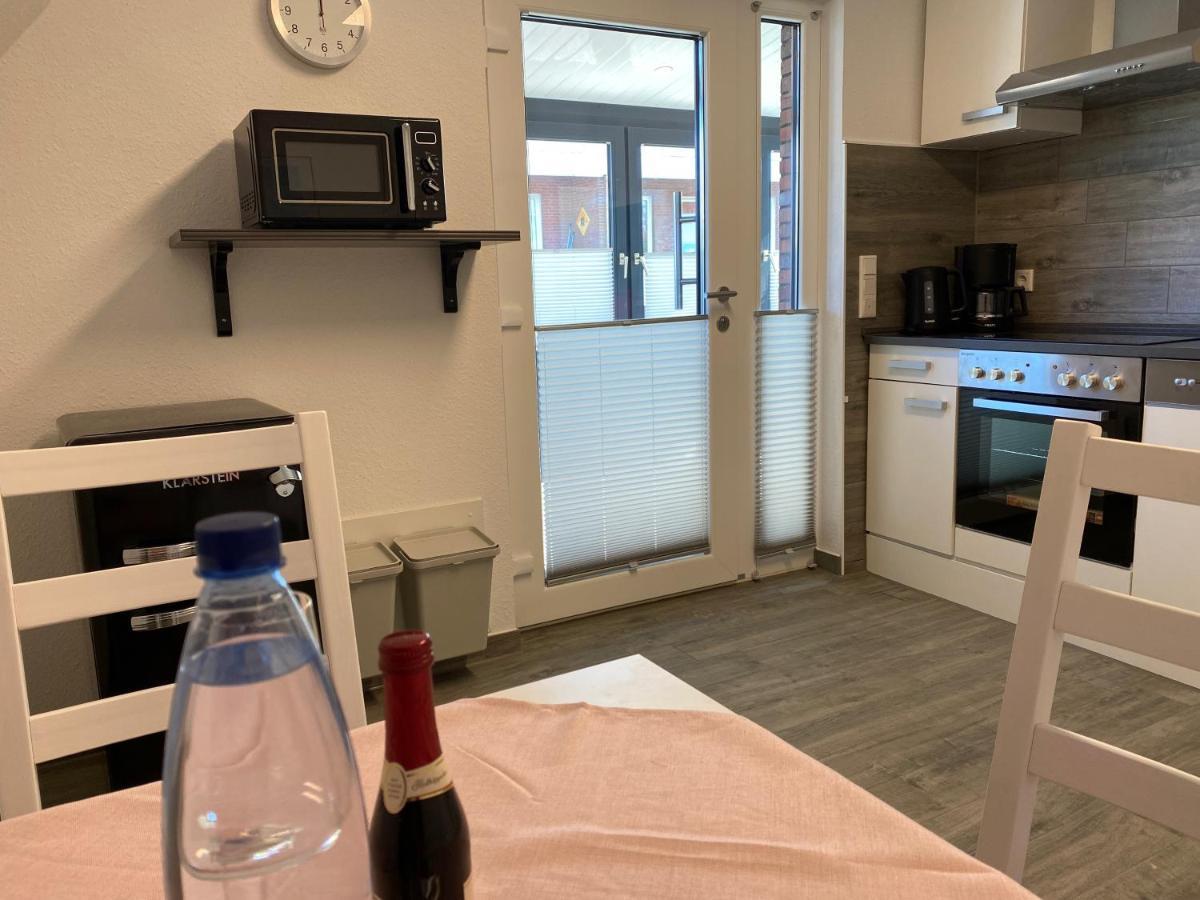 Haus Pirola Esens Apartment Екстериор снимка