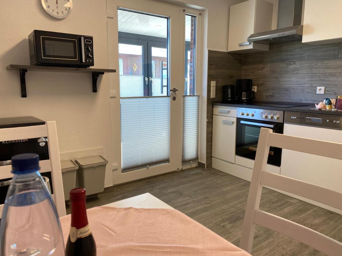 Haus Pirola Esens Apartment Екстериор снимка