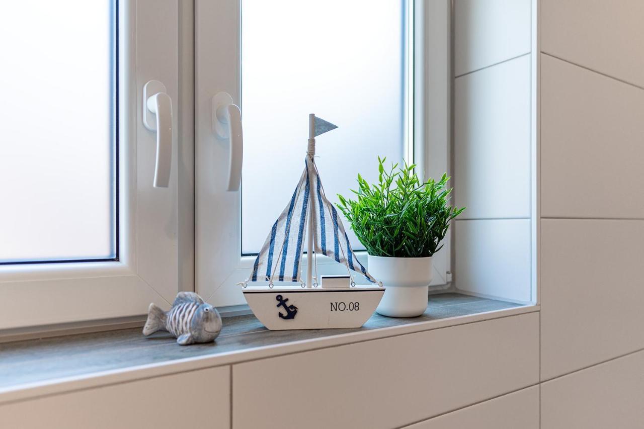 Haus Pirola Esens Apartment Екстериор снимка