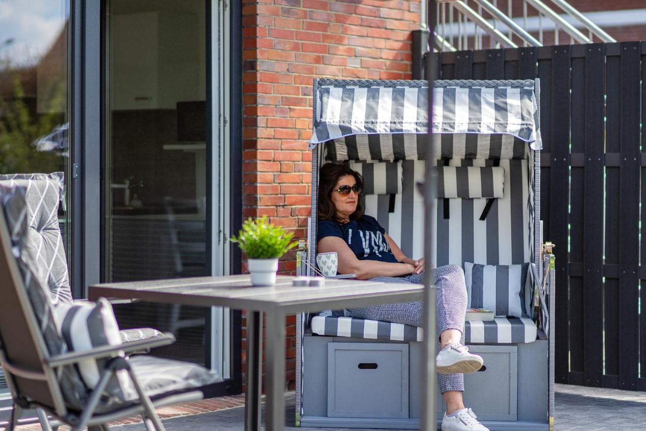 Haus Pirola Esens Apartment Екстериор снимка